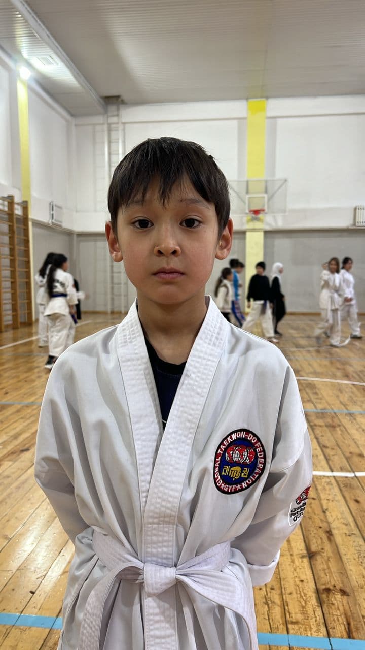 Нурдөөлөт Э.