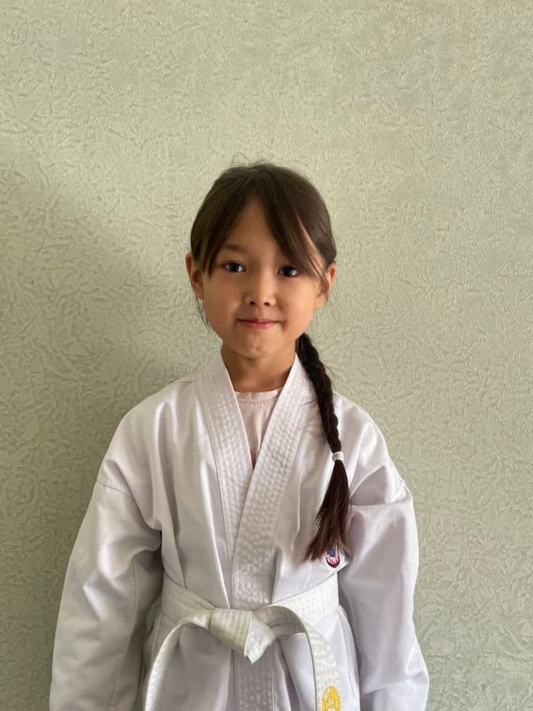 Азалия К.
