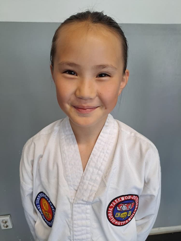 Хандаана М.